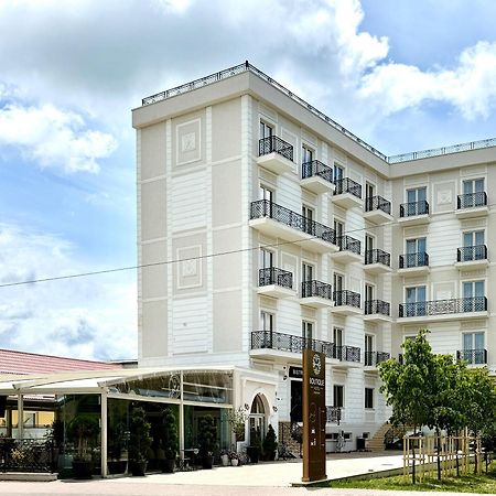 Boutique Hotel Bals Exterior photo